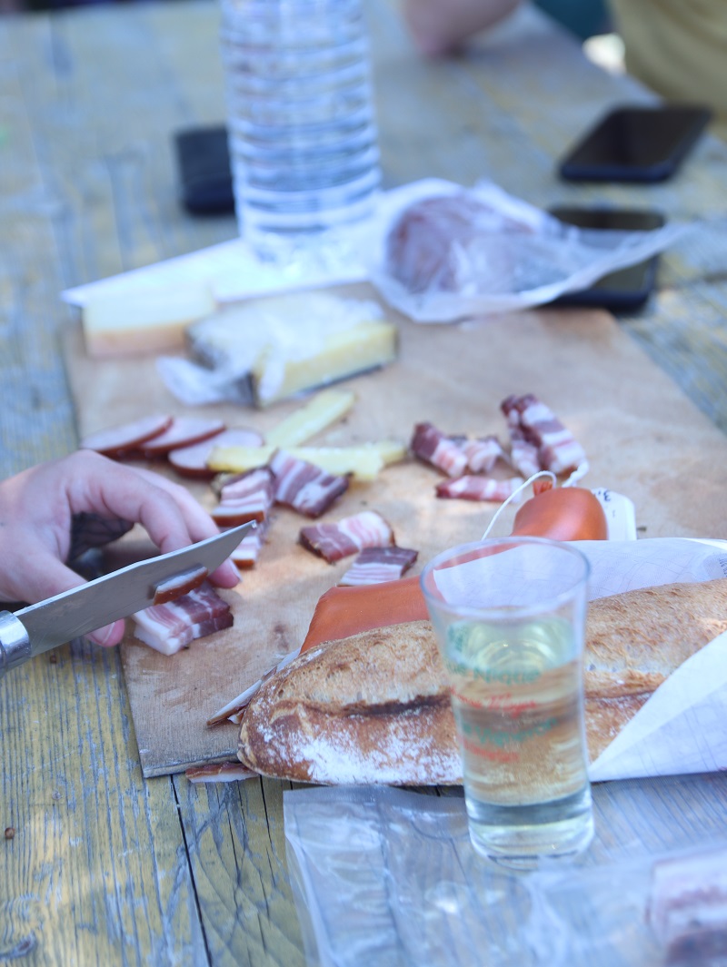 Pique nique entre Vignes et For&ecirc;t