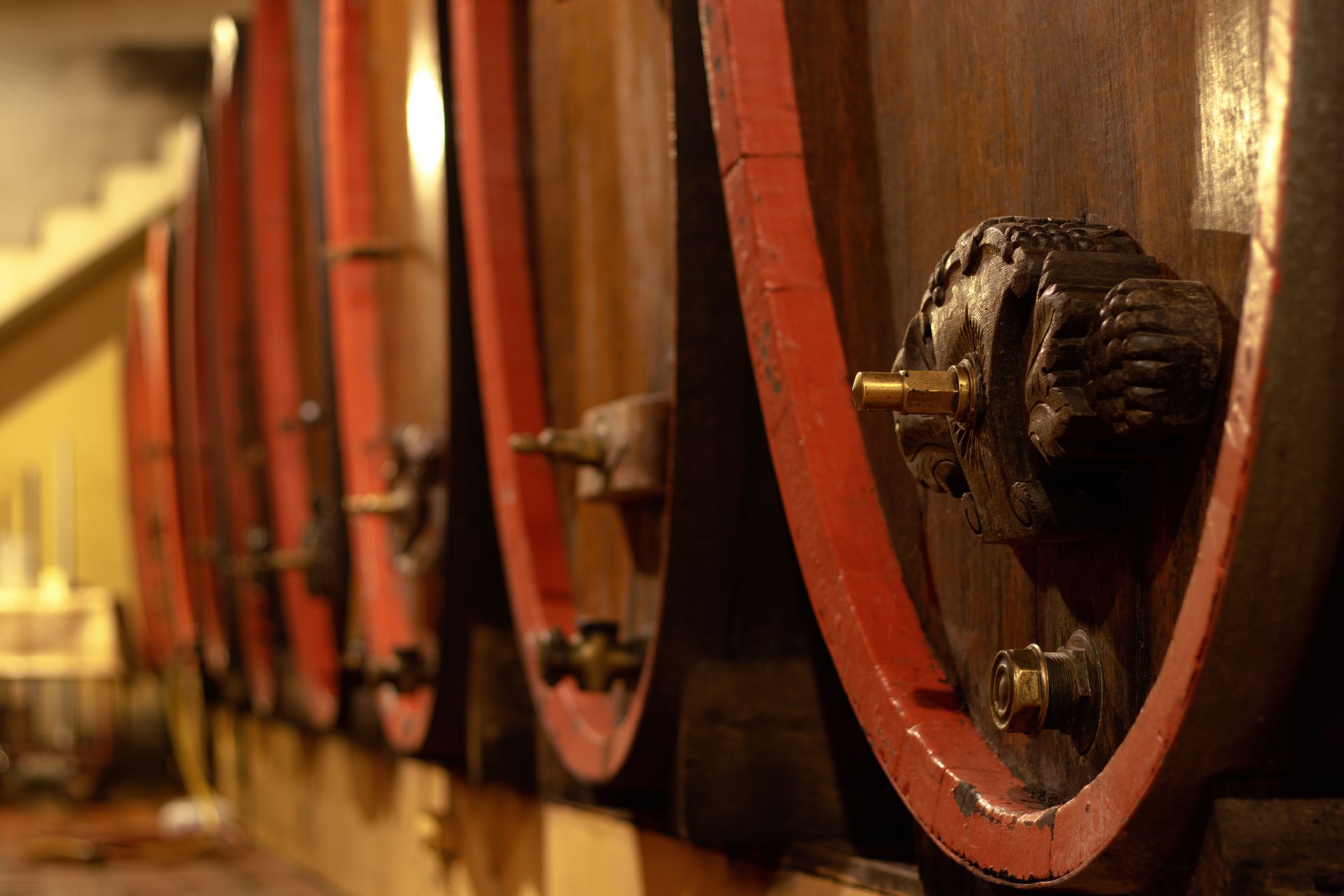 Cave à vin d'Alsace avec fûts de chêne